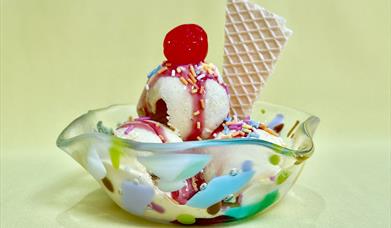 Lunchtime Talk Linny Venables: Sweet Factory